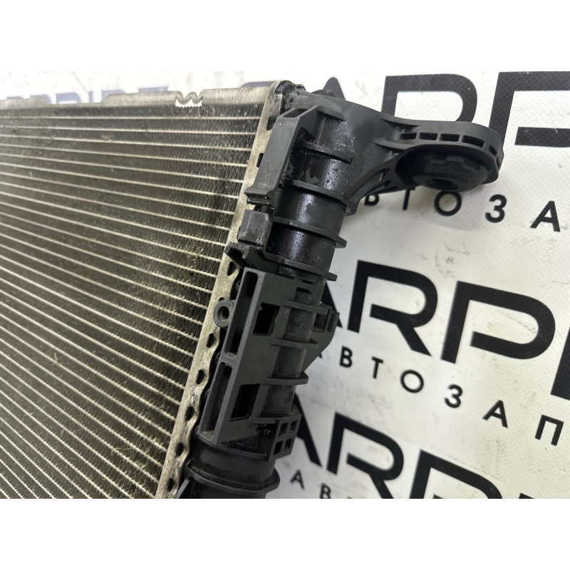 Радиатор охлаждения (система охлаждения) AUDI A8 D4 2011 4.2 CDRA 4H0121251B