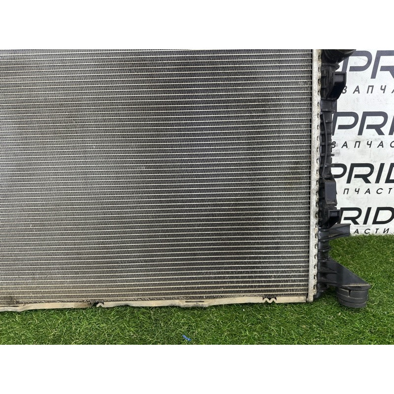 Радиатор охлаждения (система охлаждения) AUDI A8 D4 2011 4.2 CDRA 4H0121251B