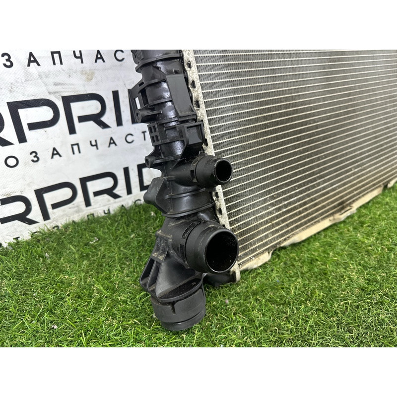 Радиатор охлаждения (система охлаждения) AUDI A8 D4 2011 4.2 CDRA 4H0121251B