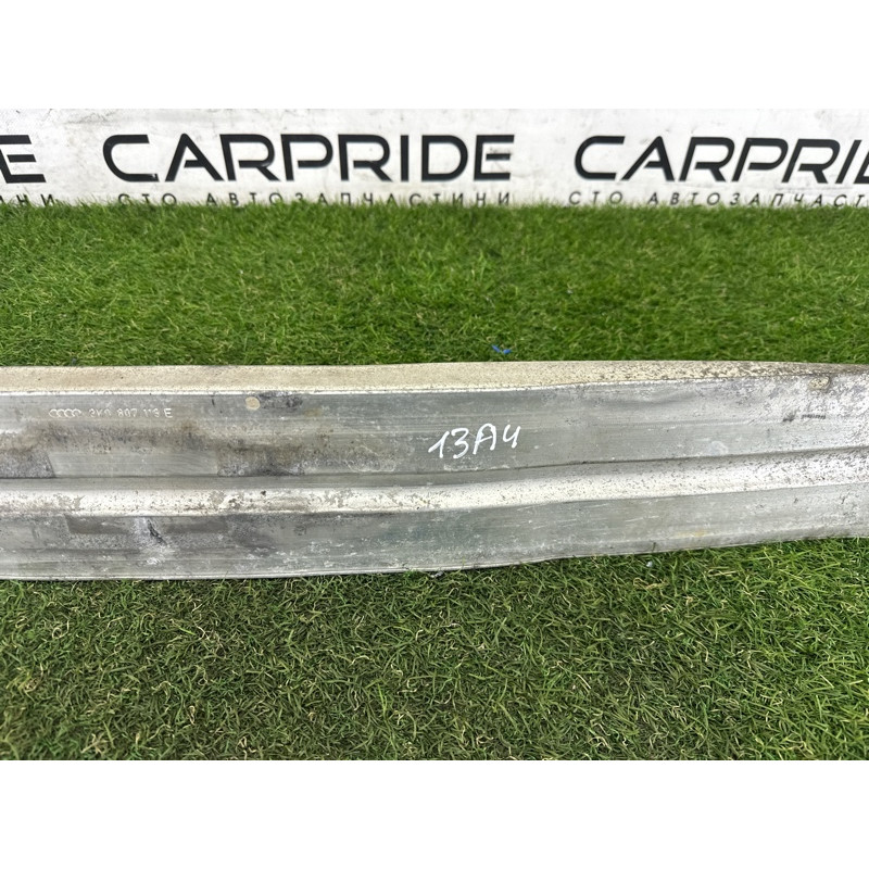 Усилитель бампера (наружные элементы кузова) AUDI A4 B8 2010 2.0 CAEB 8K0807113E