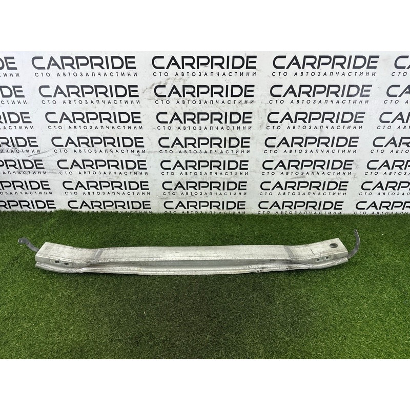 Усилитель бампера (наружные элементы кузова) AUDI A4 B8 2010 2.0 CAEB 8K0807113E