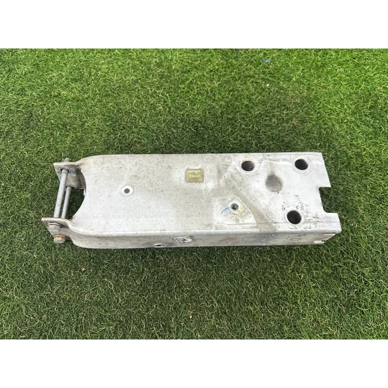 Кронштейн усилителя бампера (стекла и зеркала) BMW X3 F25 2012 3.0 51647274660