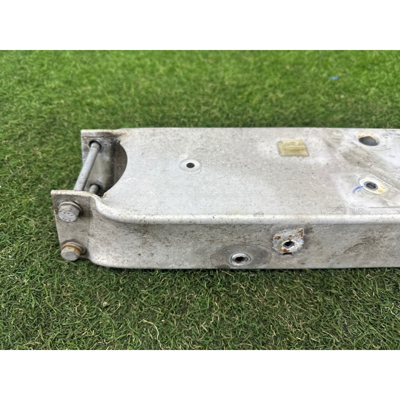 Кронштейн усилителя бампера (стекла и зеркала) BMW X3 F25 2012 3.0 51647274660