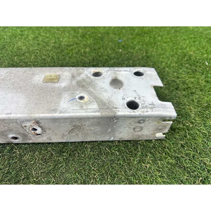 Кронштейн усилителя бампера (стекла и зеркала) BMW X3 F25 2012 3.0 51647274660