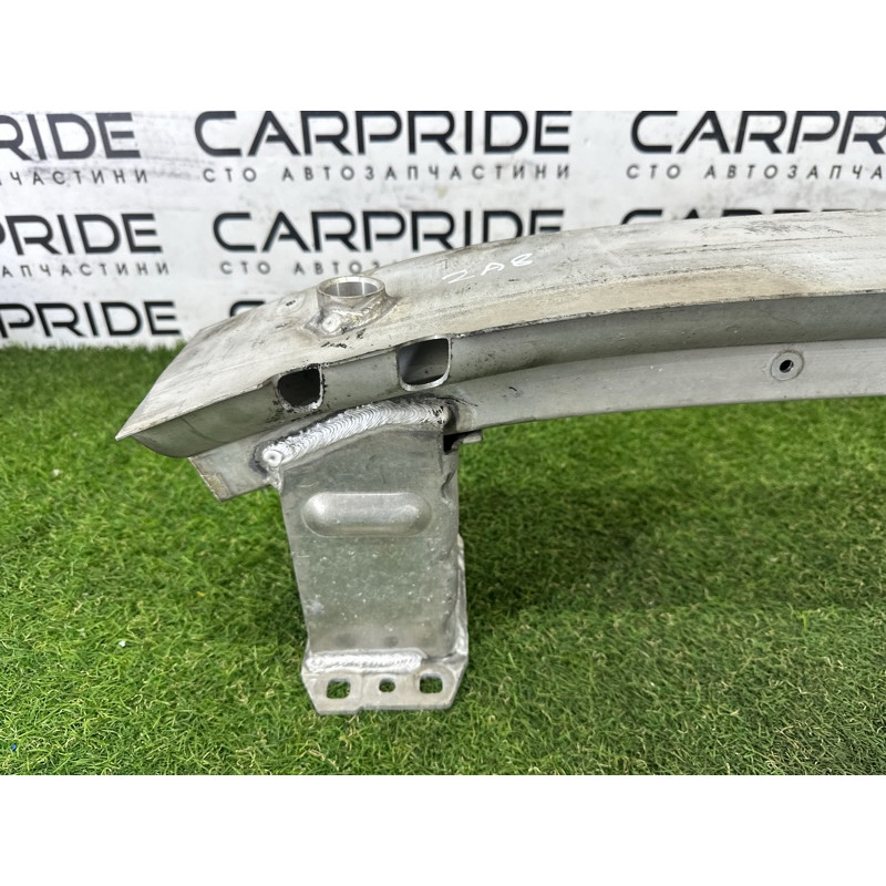 Усилитель бампера (наружные элементы кузова) AUDI A8 D4 2011 4.2 CDRA 4H0807109C