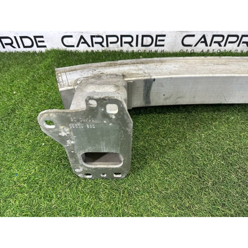 Усилитель бампера (наружные элементы кузова) AUDI A8 D4 2011 4.2 CDRA 4H0807109C