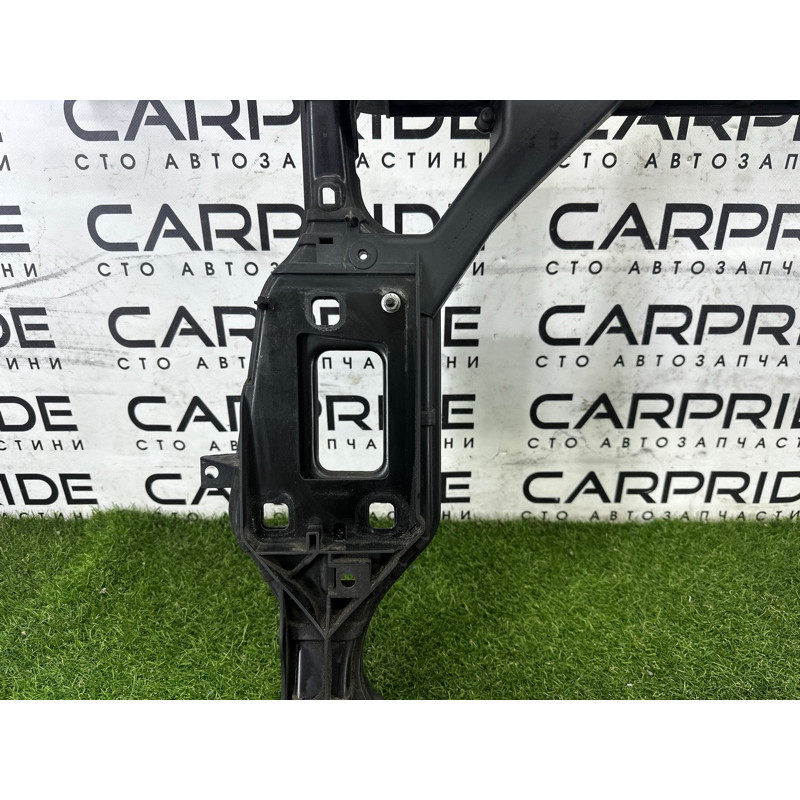 Телевизор (передняя часть кузова) (наружные элементы кузова) AUDI A4 B8 2010 2.0 CAEB 8K0805594L