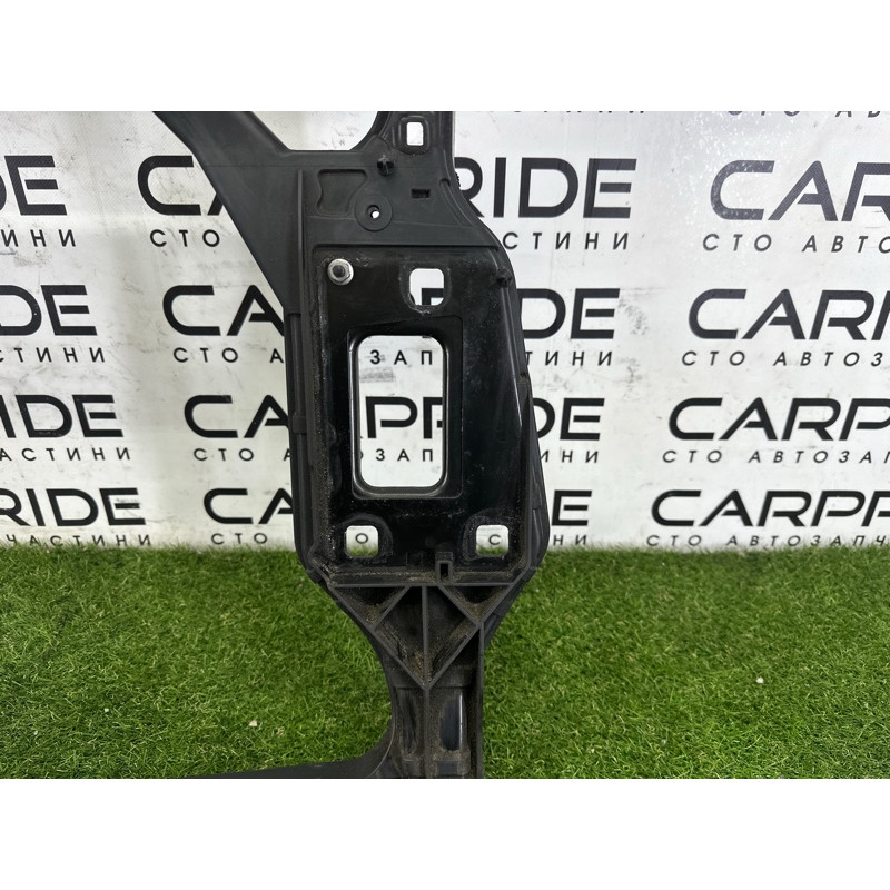 Телевизор (передняя часть кузова) (наружные элементы кузова) AUDI A4 B8 2010 2.0 CAEB 8K0805594L