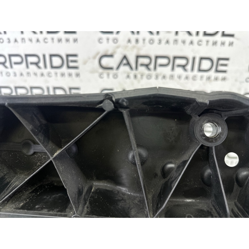 Телевизор (передняя часть кузова) (наружные элементы кузова) AUDI A4 B8 2010 2.0 CAEB 8K0805594L