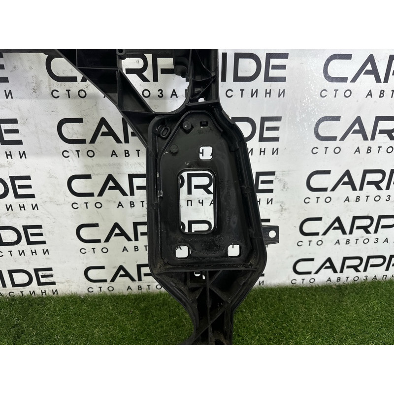 Телевизор (передняя часть кузова) (наружные элементы кузова) AUDI A4 B8 2010 2.0 CAEB 8K0805594L