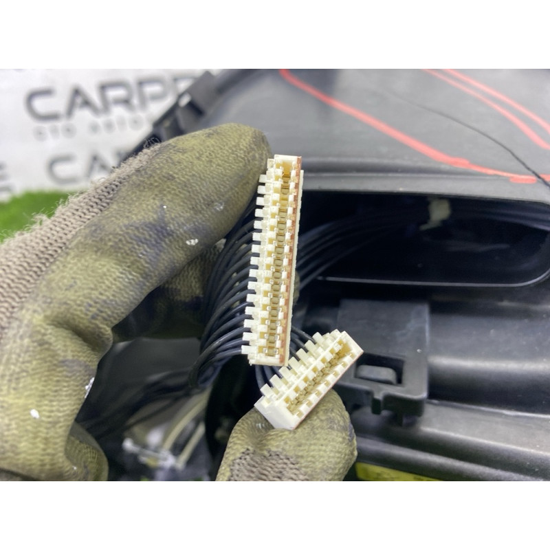 Фара (оптика) BMW 7-series F02 2011 4.4 N63 63117228424