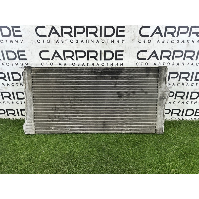 Радиатор охлаждения (система охлаждения) BMW 7-series F01 2011 3.0 N54 17118615426