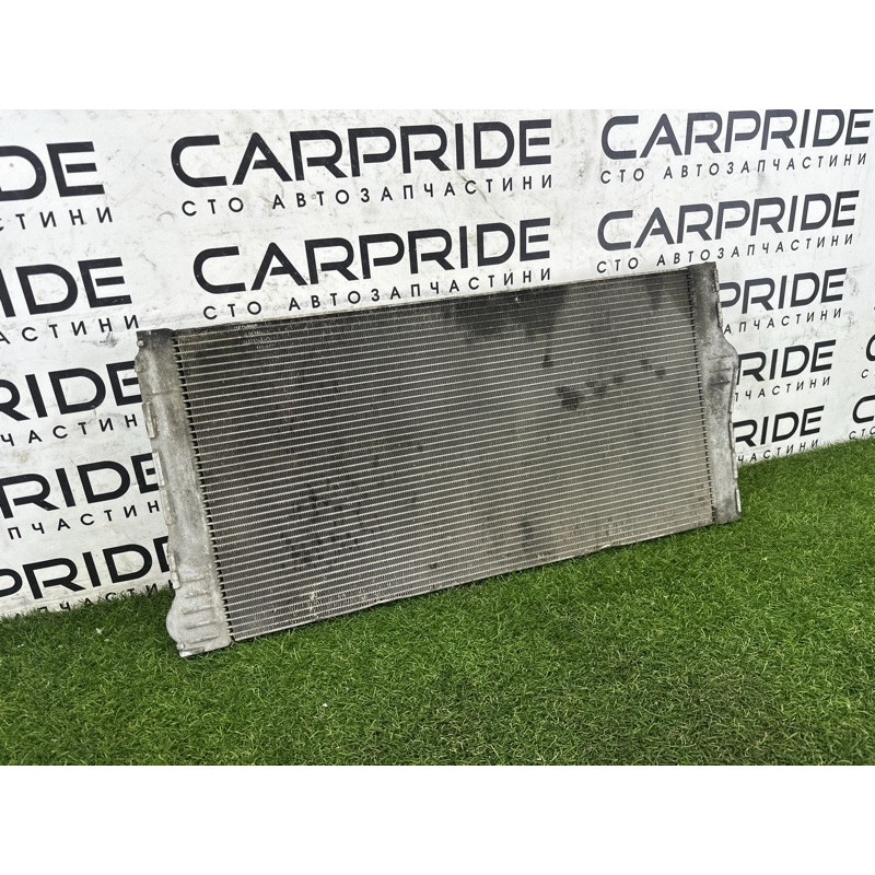 Радиатор охлаждения (система охлаждения) BMW 7-series F01 2011 3.0 N54 17118615426