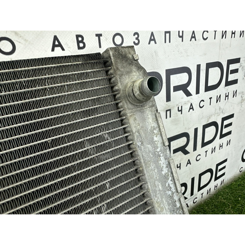 Радиатор охлаждения (система охлаждения) BMW 7-series F01 2011 3.0 N54 17118615426