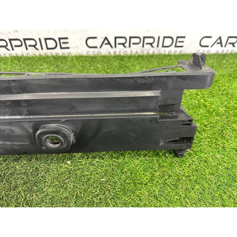 Рамка радиатора (кузов и элементы) BMW 7-series F01 2011 3.0 N54 17117639071