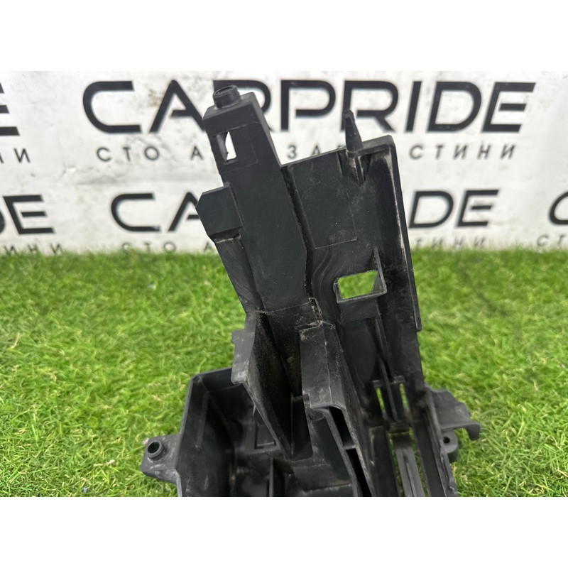 Рамка радиатора (кузов и элементы) BMW 7-series F01 2011 3.0 N54 17117639071