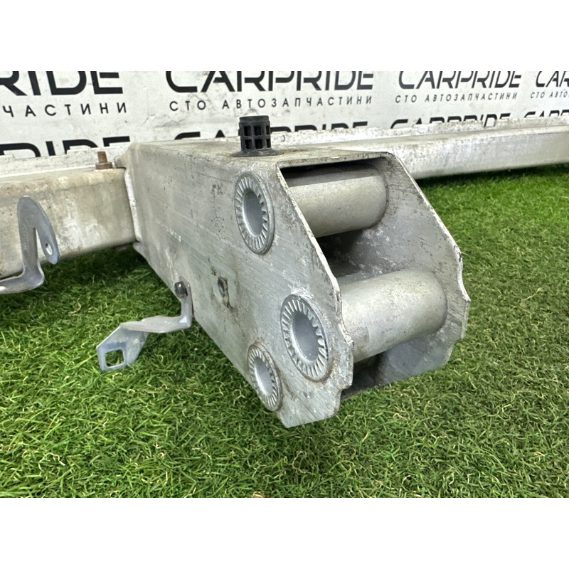 Усилитель бампера (наружные элементы кузова) BMW 7-series F01 2011 3.0 N54 51117186899