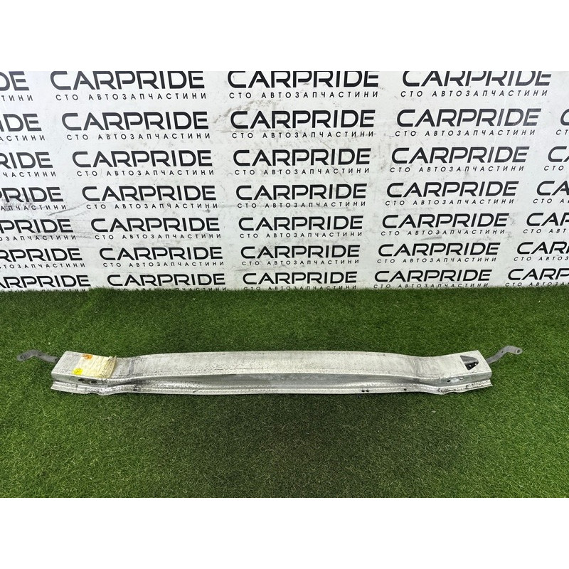 Усилитель бампера (наружные элементы кузова) AUDI Q5 8R 2010 3.2 CALB 8R0807113B