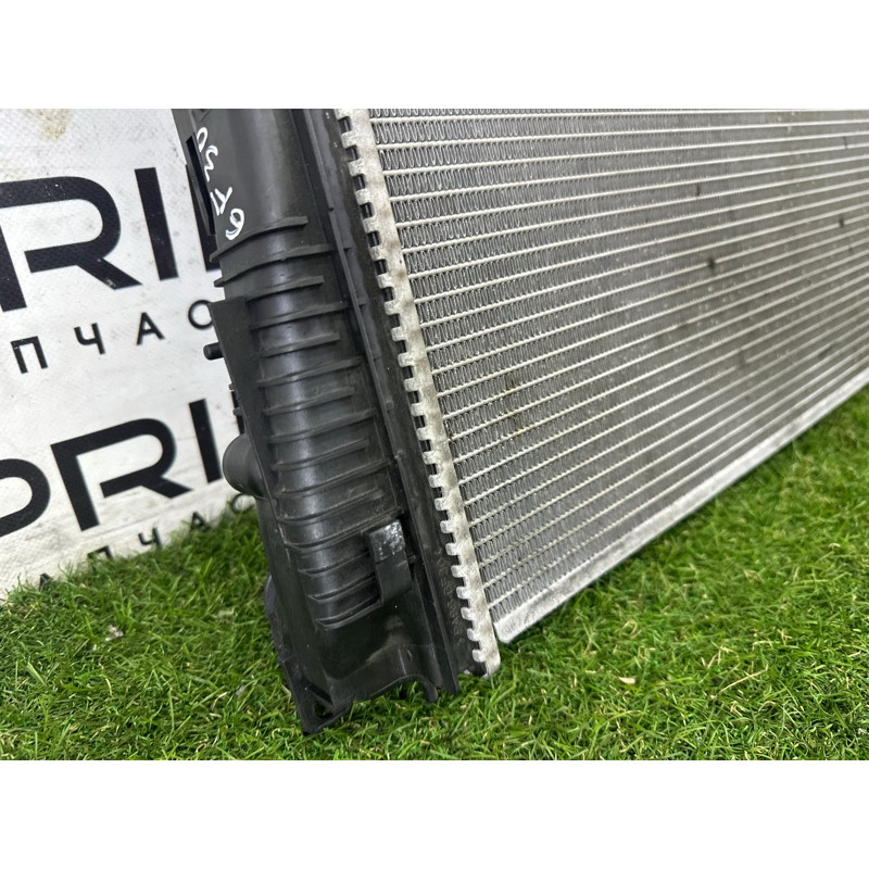 Радіатор охолодження (система охолодження) BMW 3-series F30 2015 2.0 17118672104