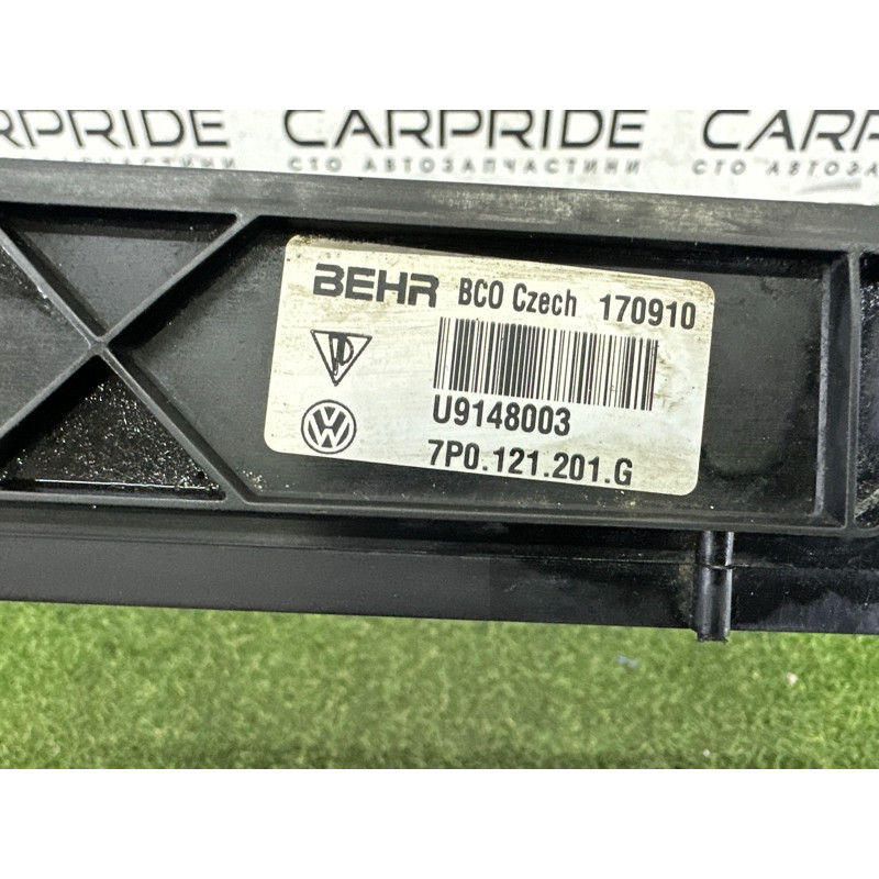 Рамка радиатора (кузов и элементы) Volkswagen Touareg NF 2012 3.0 Hybrid CGFA 7P0121093A