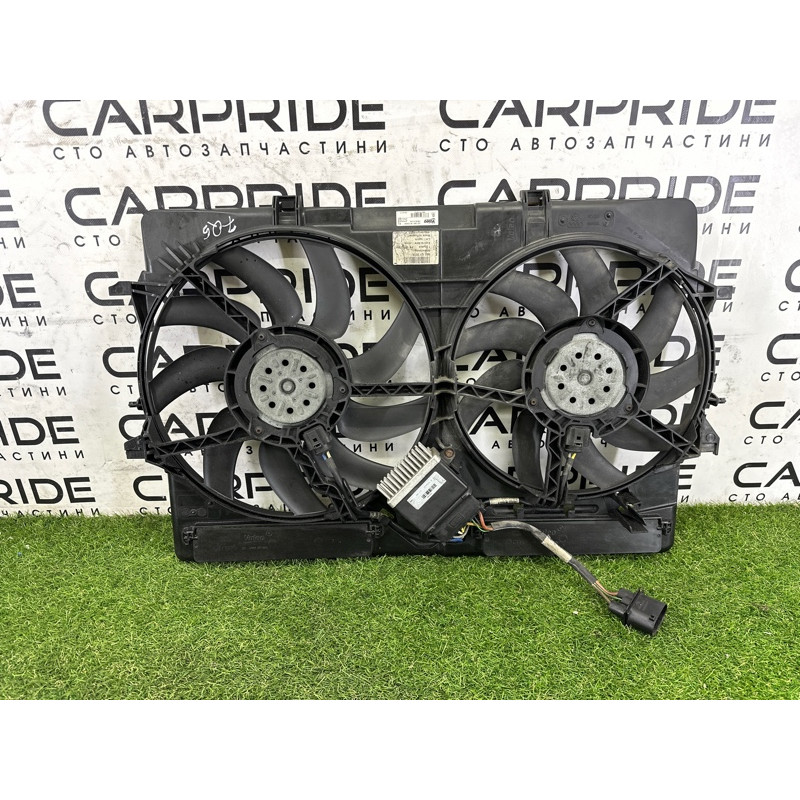 Вентилятор охлаждения радиатора (система охлаждения) AUDI Q5 8R 2010 3.2 CALB 8K0121207A