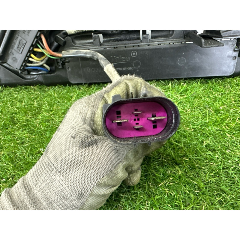 Вентилятор охлаждения радиатора (система охлаждения) AUDI Q5 8R 2010 3.2 CALB 8K0121207A