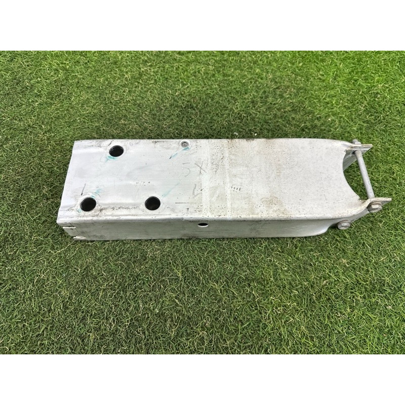 Кронштейн усилителя бампера (стекла и зеркала) BMW X3 F25 2012 3.0 51647274659