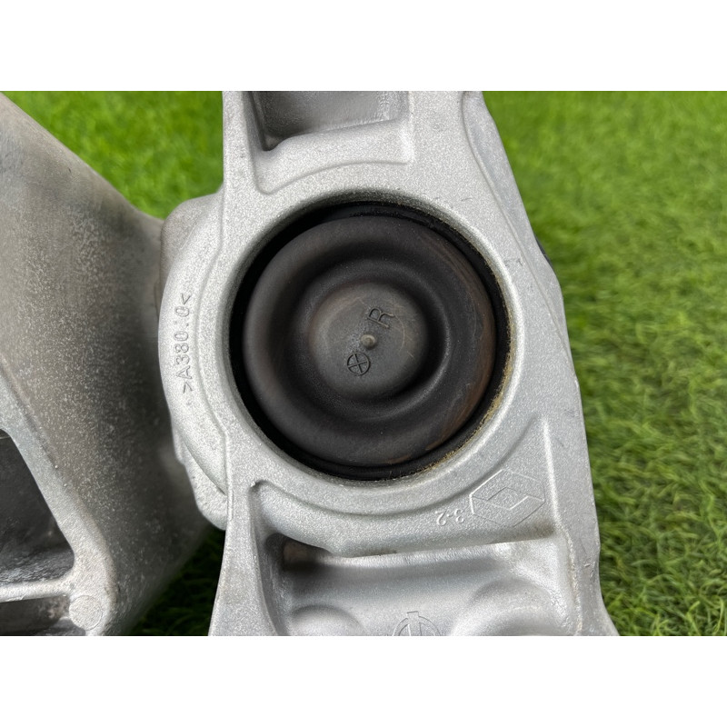 Подушка двигателя (двигатель и элементы) Nissan Rogue T33 2023 1.5 KR15DDT 112106RC0B