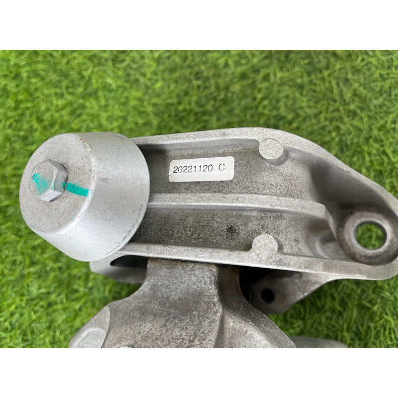 Подушка двигателя (двигатель и элементы) Nissan Rogue T33 2023 1.5 KR15DDT 112106RC0B