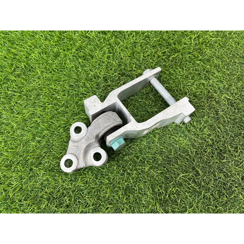 Подушка двигателя (двигатель и элементы) Nissan Rogue T33 2023 1.5 KR15DDT 113326RC0A