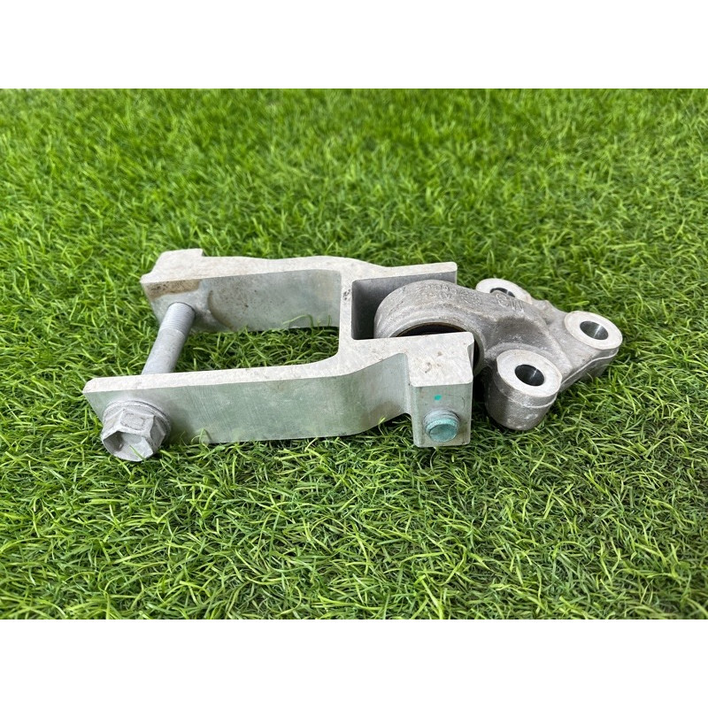 Подушка двигателя (двигатель и элементы) Nissan Rogue T33 2023 1.5 KR15DDT 113326RC0A