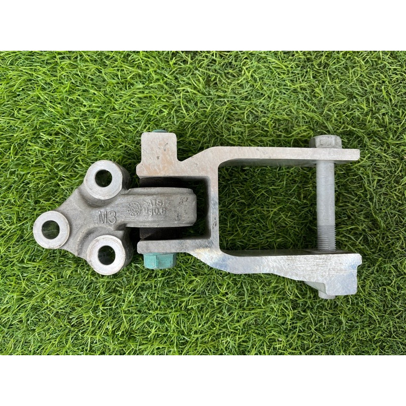 Подушка двигателя (двигатель и элементы) Nissan Rogue T33 2023 1.5 KR15DDT 113326RC0A