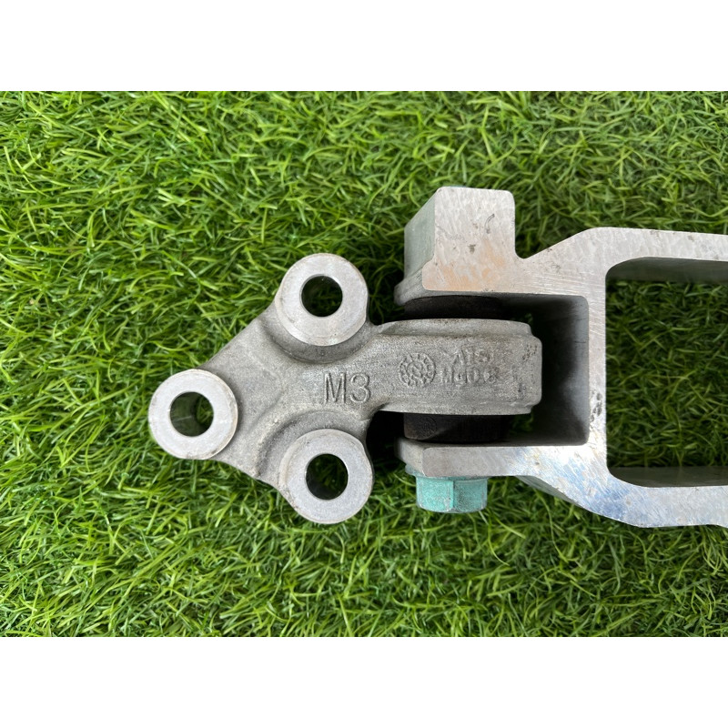 Подушка двигателя (двигатель и элементы) Nissan Rogue T33 2023 1.5 KR15DDT 113326RC0A