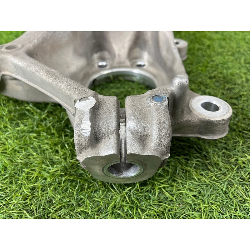 Поворотный кулак (подвеска) Nissan Rogue T33 2023 1.5 KR15DDT 400156RR0A