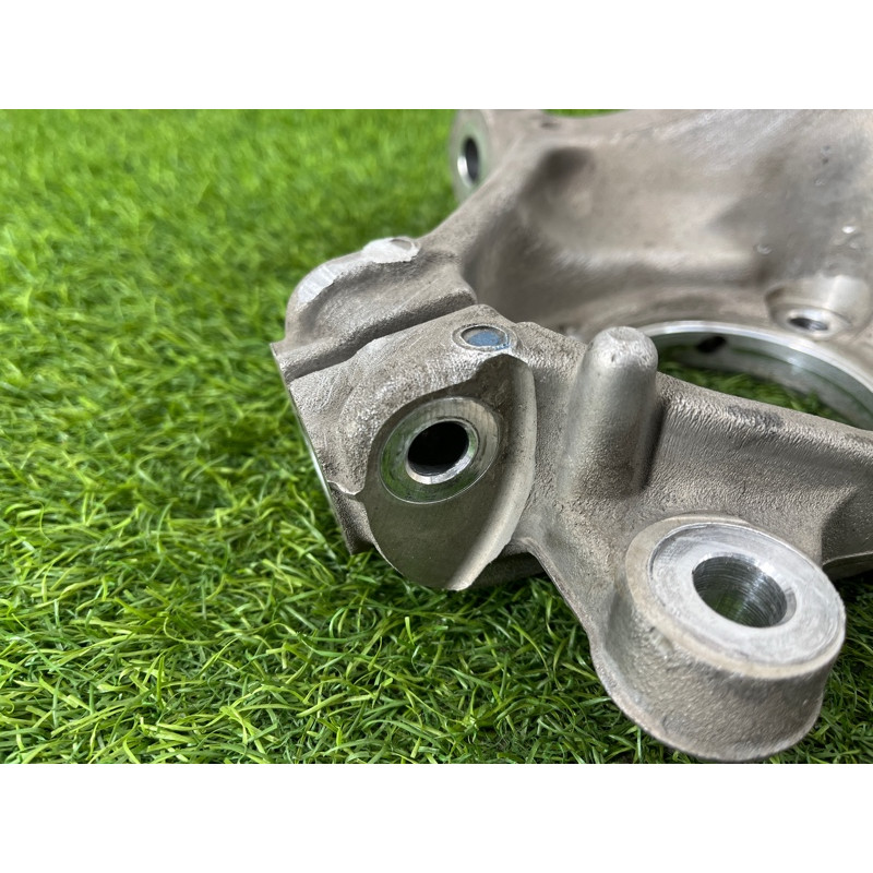 Поворотный кулак (подвеска) Nissan Rogue T33 2023 1.5 KR15DDT 400156RR0A