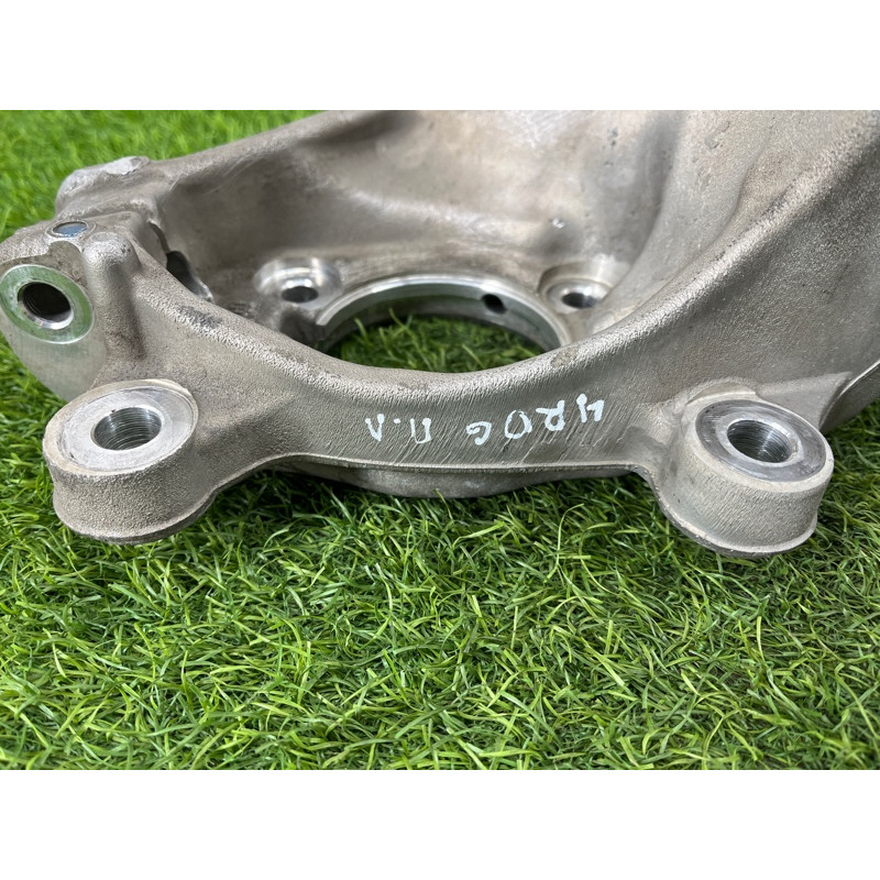 Поворотный кулак (подвеска) Nissan Rogue T33 2023 1.5 KR15DDT 400156RR0A