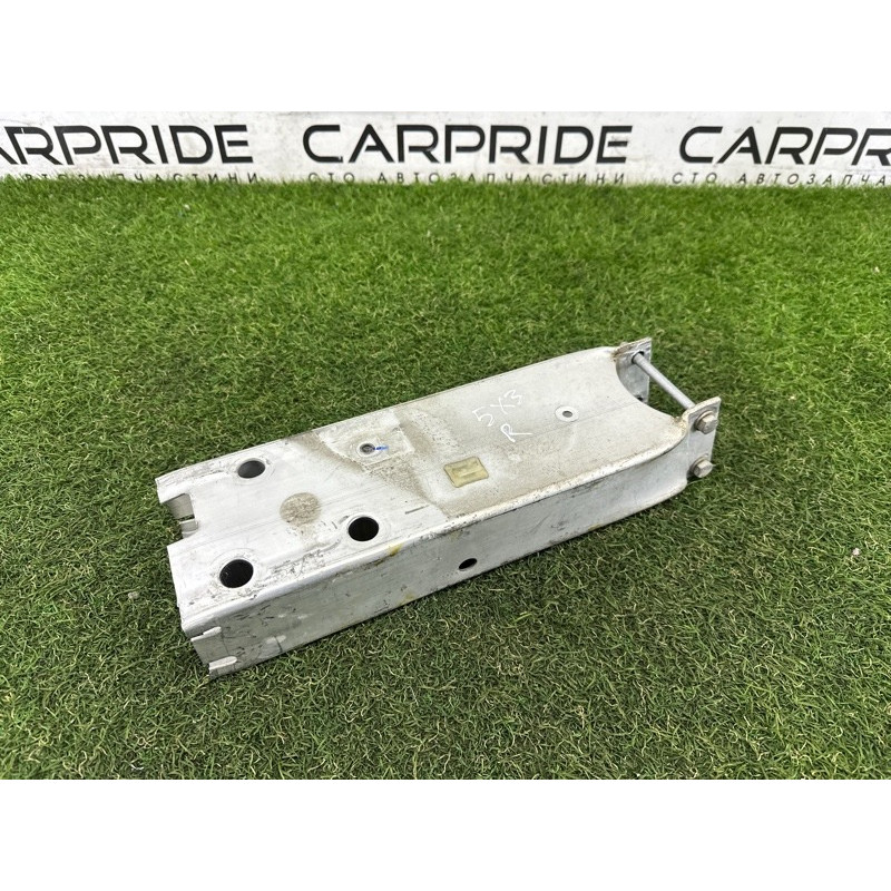 Кронштейн усилителя бампера (стекла и зеркала) BMW X3 F25 2012 3.0 51647274660