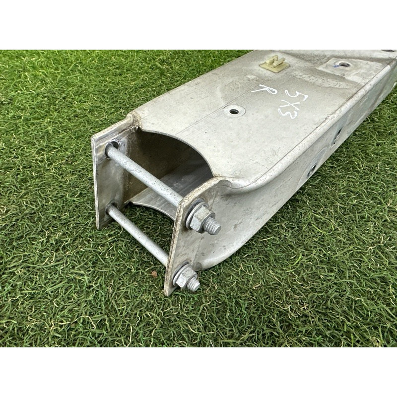 Кронштейн усилителя бампера (стекла и зеркала) BMW X3 F25 2012 3.0 51647274660