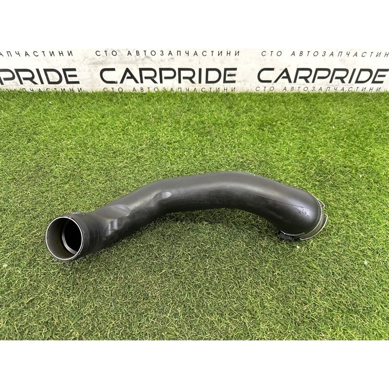 Патрубок интеркулера (двигатель и элементы) BMW 7-series F01 2011 3.0 N54 13717582314