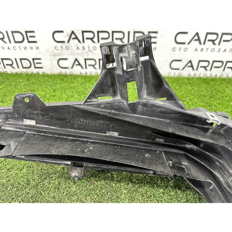 Кронштейн фары (кузов и элементы) BMW 7-series F01 2011 3.0 N54 51647184159