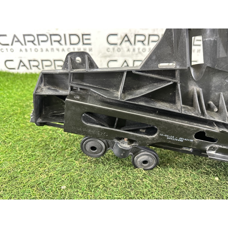 Кронштейн фары (кузов и элементы) BMW 7-series F01 2011 3.0 N54 51647184160