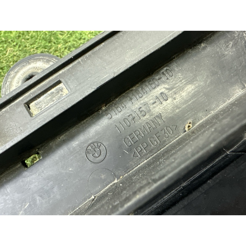 Кронштейн фары (кузов и элементы) BMW 7-series F01 2011 3.0 N54 51647184160