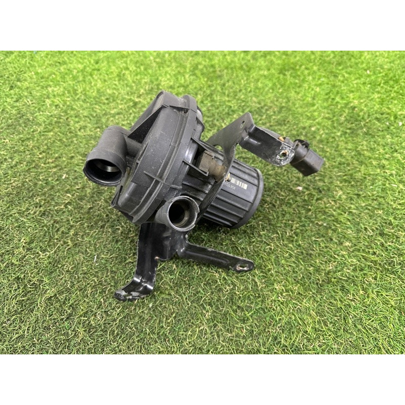 Насос вторичного воздуха (выпускная система) AUDI Q5 8R 2010 3.2 CALB 079959231