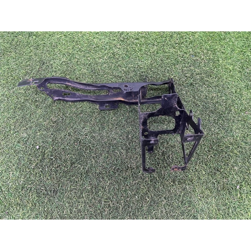 Кронштейн фары (кузов и элементы) BMW 3-series F30 2015 2.0 51647245792