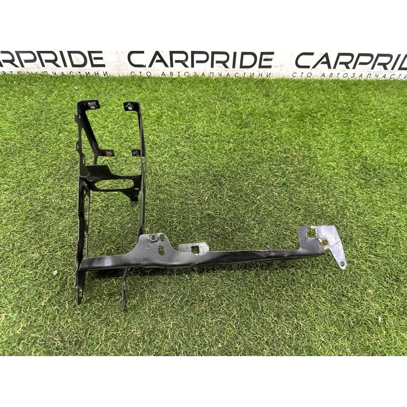 Кронштейн фары (кузов и элементы) BMW 3-series F30 2015 2.0 51647245792