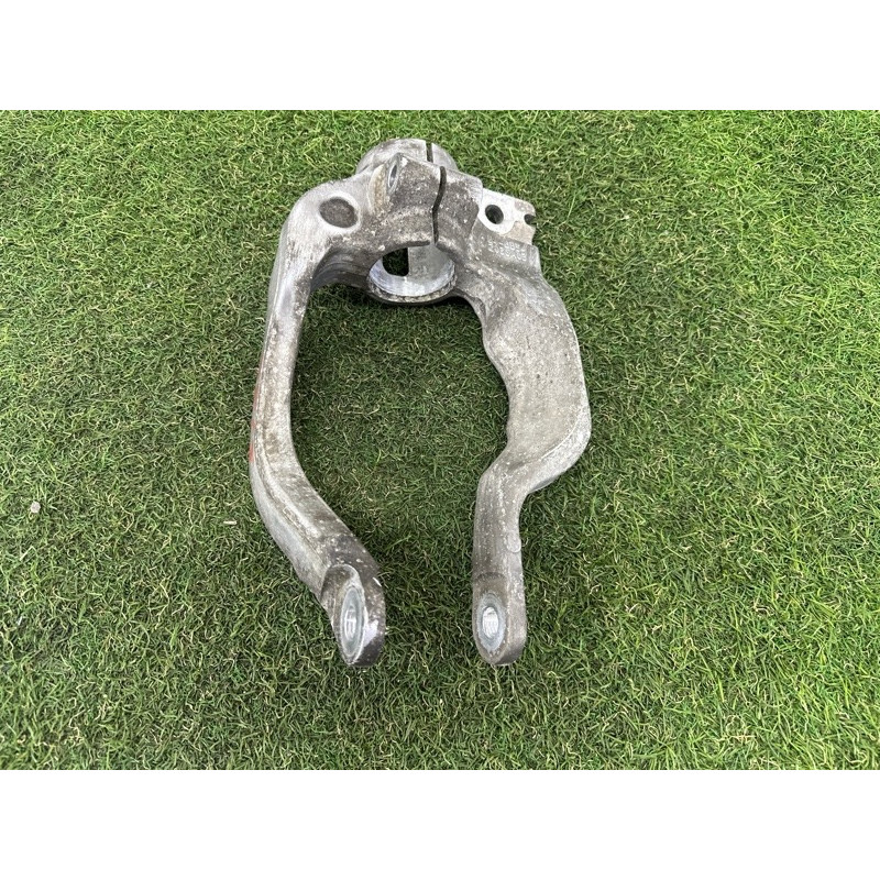 Вилка амортизатора (подвеска) LAND ROVER RANGE ROVER Sport L494 2016 3.0 Diesel LR105282