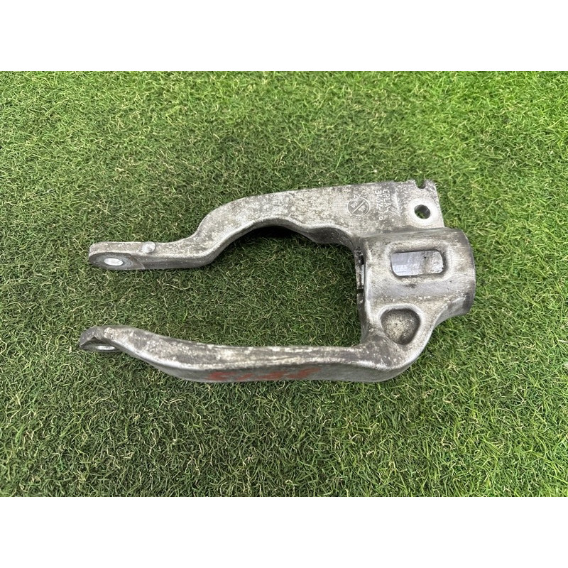 Вилка амортизатора (подвеска) LAND ROVER RANGE ROVER Sport L494 2016 3.0 Diesel LR105282