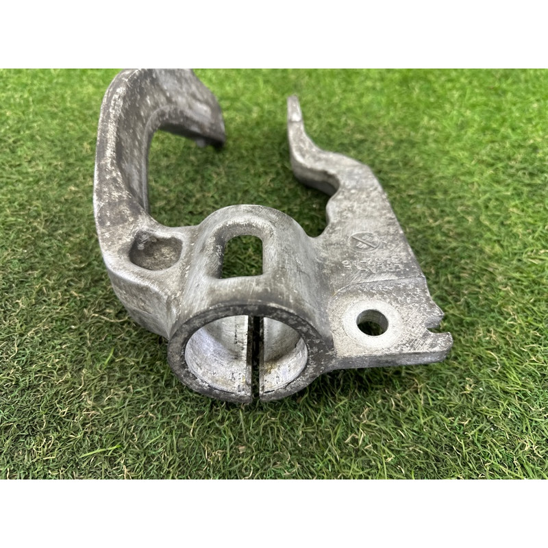 Вилка амортизатора (подвеска) LAND ROVER RANGE ROVER Sport L494 2016 3.0 Diesel LR105282