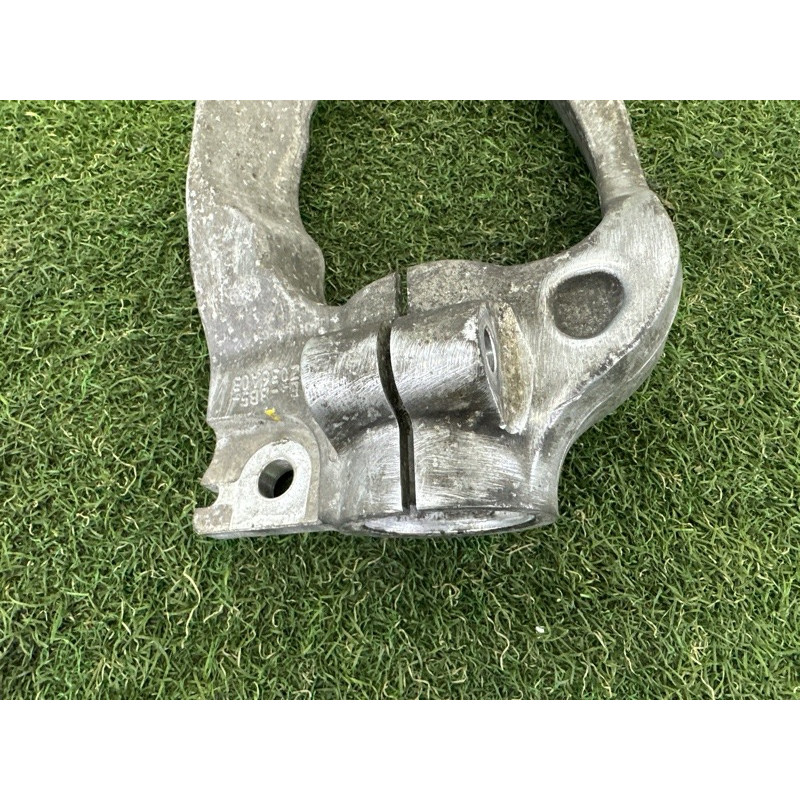 Вилка амортизатора (подвеска) LAND ROVER RANGE ROVER Sport L494 2016 3.0 Diesel LR105282