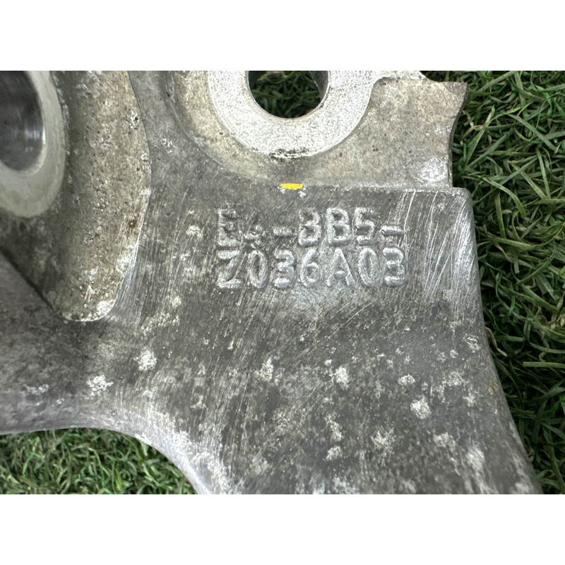 Вилка амортизатора (подвеска) LAND ROVER RANGE ROVER Sport L494 2016 3.0 Diesel LR105282